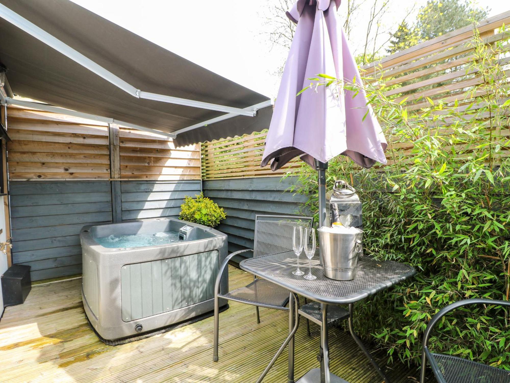 The Den, Bank Top Farm Ashbourne  Exterior photo